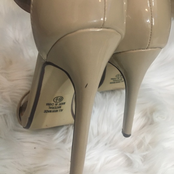 NUDE HEELS - Picture 6 of 7